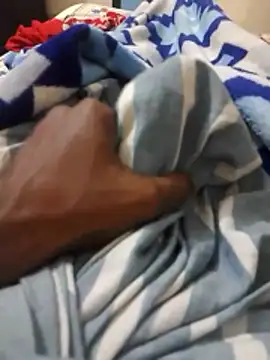 hotboybd0218 online show from December 21, 2025, 3:52 pm