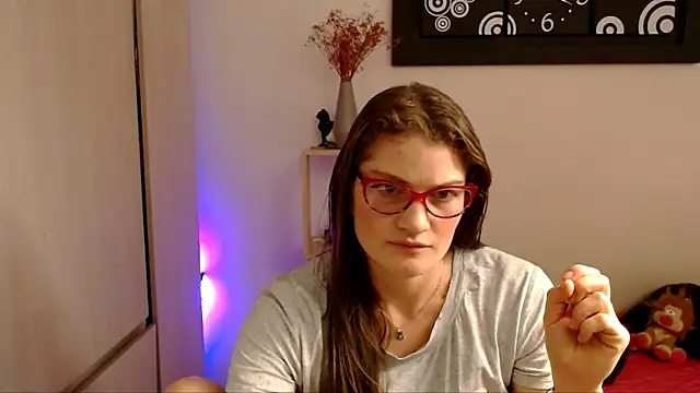 Camila-ventura online show from January 15, 2026, 7:17 pm