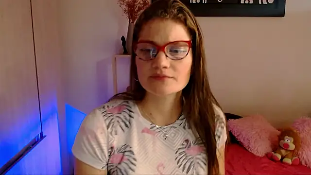 Camila-ventura online show from January 17, 2026, 8:56 pm