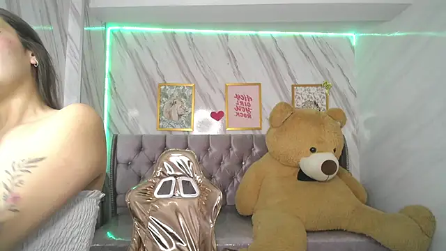  Mia sweet b online show from September 13, 2025, 1:00 pm