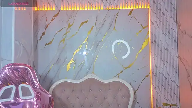  Mia sweet b online show from February 19, 2026, 1:18 pm