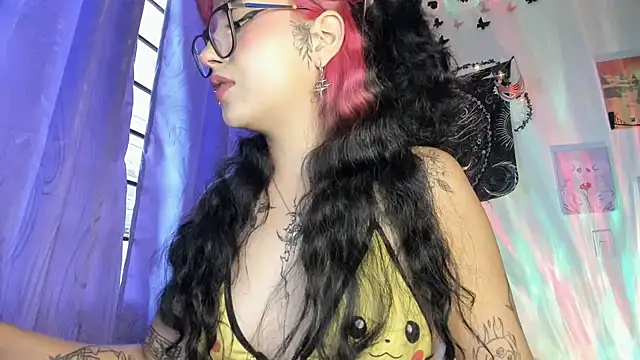 Sweet mim  online show from March 13, 2026, 10:38 pm