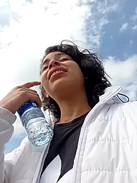 Tendercouple1 online show from December 21, 2025, 6:37 pm