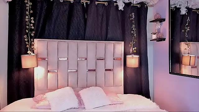 Snapshot of Hanzking01 chatting on November 18, 2025, 3:23 am Hanzking01 online show from November 18, 2025, 3:23 am