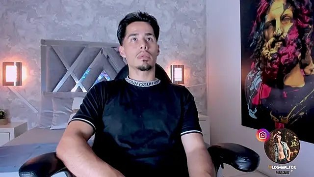 loghan fox online show from October 31, 2025, 4:13 am