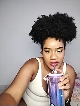 Maaaar  online show from September 11, 2025, 9:37 pm