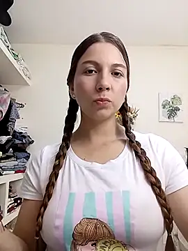 Snapshot of Arianna_Moss chatting on February 7, 2026, 1:53 am Arianna Moss online show from February 7, 2026, 1:53 am