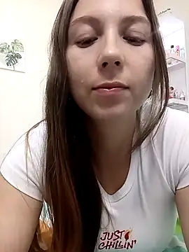 Arianna Moss online show from March 13, 2026, 1:01 am