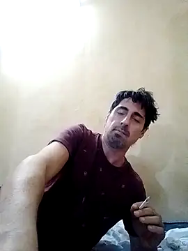 Snapshot of fleky chatting on May 17, 2026, 1:47 am fleky online show from May 17, 2026, 1:47 am