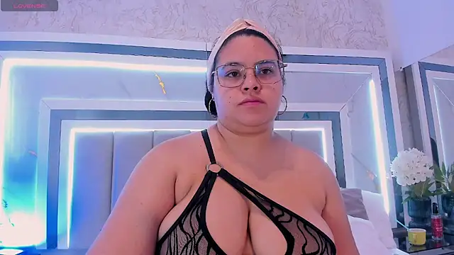 melodycharlotte online show from November 28, 2025, 12:41 pm