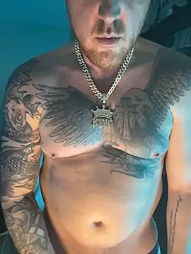 Snapshot of CloudyKingG chatting on July 1, 2026, 6:37 am CloudyKingG online show from July 1, 2026, 6:37 am