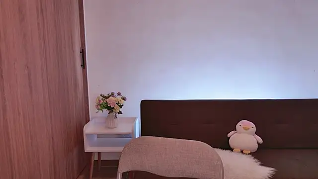 DulceDuarte online show from November 22, 2025, 5:50 am