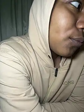 Snapshot of chocolatito-ho chatting on March 7, 2026, 3:36 am chocolatito-ho online show from March 7, 2026, 3:36 am