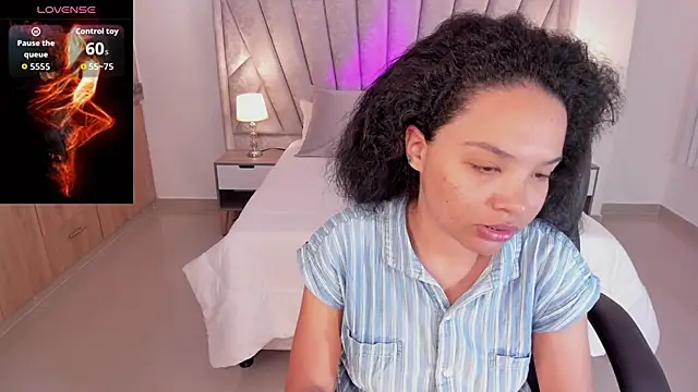 Ayshel cooperr online show from September 15, 2025, 3:28 am