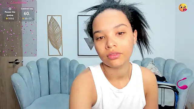 Ayshel cooperr online show from September 26, 2025, 3:43 am