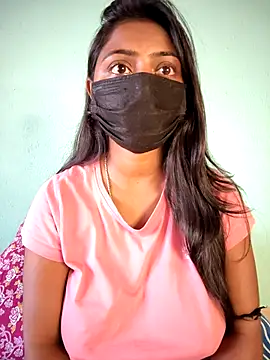 Snapshot of Ishu_Lovee chatting on March 2, 2026, 5:08 am Ishu Lovee online show from March 2, 2026, 5:08 am