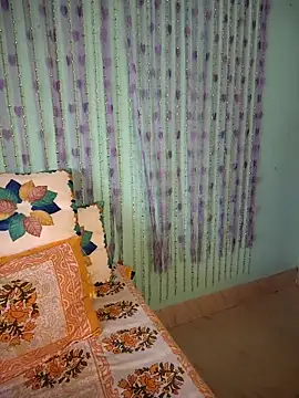 Snapshot of Ishu_Lovee chatting on April 10, 2026, 6:51 am Ishu Lovee online show from April 10, 2026, 6:51 am