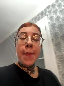 Nancyhot777 online show from October 21, 2025, 10:27 am