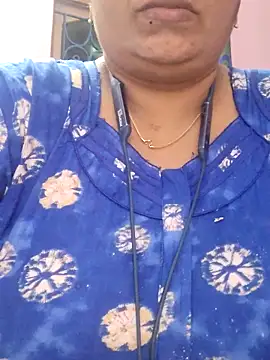 lathikaqueentamil online show from November 1, 2025, 7:10 am