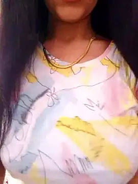 Snapshot of Princessa05 chatting on February 26, 2026, 11:42 am Princessa05 online show from February 26, 2026, 11:42 am