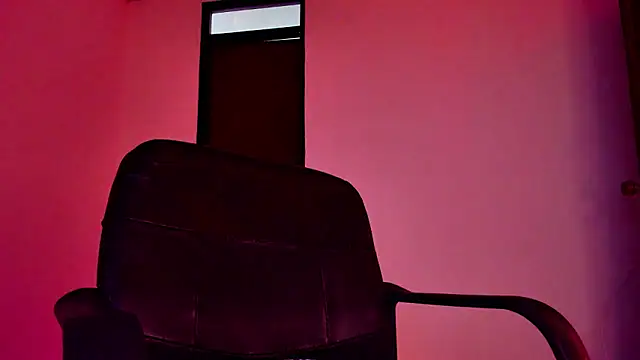 Snapshot of Madison_charlotte chatting on January 7, 2026, 11:56 am Madison charlotte online show from January 7, 2026, 11:56 am