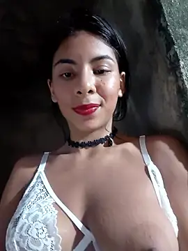 chaparritahot99 online show from January 12, 2026, 10:59 pm