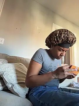 Tu GataLinda online show from January 8, 2026, 3:36 pm