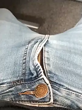 Ajayy01 online show from December 3, 2025, 11:19 am