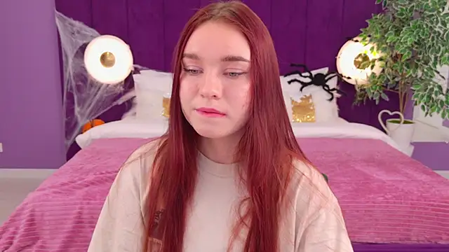 NoraHaynes online show from October 26, 2025, 3:12 am