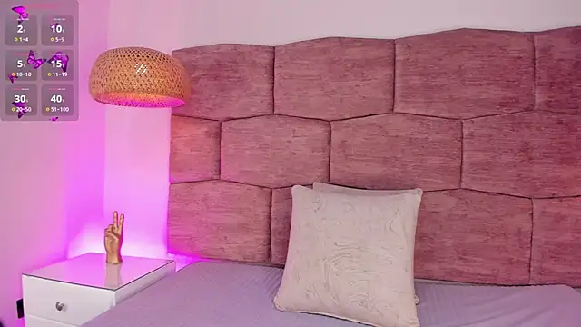 dani velvet online show from November 8, 2025, 3:29 am