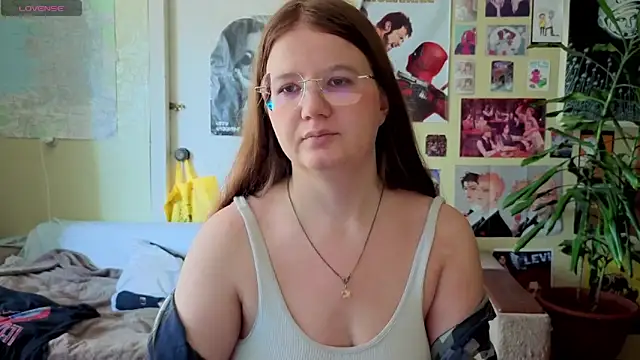 Sienna-Cow online show from September 16, 2025, 10:38 am