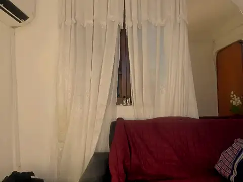 Snapshot of nahomy_ryans chatting on December 5, 2025, 5:31 pm nahomy ryans online show from December 5, 2025, 5:31 pm