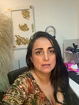 hotadhara01 online show from December 14, 2025, 3:01 am