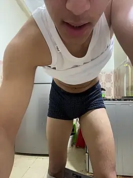 Snapshot of dermino12 chatting on March 21, 2026, 1:32 am dermino12 online show from March 21, 2026, 1:32 am