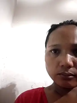 Snapshot of lady_helen00 chatting on November 16, 2025, 9:42 pm lady helen00 online show from November 16, 2025, 9:42 pm