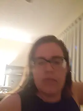 VeiledMuse online show from May 14, 2026, 2:07 am