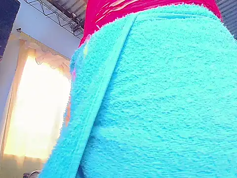 Anthonella valentina online show from April 2, 2026, 4:15 pm