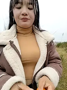 Snapshot of asian_2k chatting on January 7, 2026, 12:57 am asian 2k online show from January 7, 2026, 12:57 am