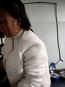 Snapshot of asian_2k chatting on January 15, 2026, 3:55 am asian 2k online show from January 15, 2026, 3:55 am