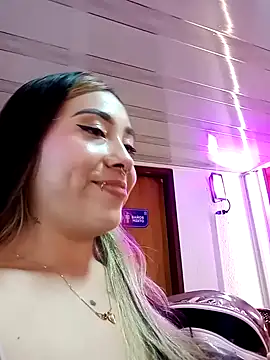 Snapshot of _ManuVeelez chatting on February 11, 2026, 4:28 am ManuVeelez online show from February 11, 2026, 4:28 am