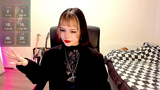 LiyaLuna online show from October 27, 2025, 1:15 pm