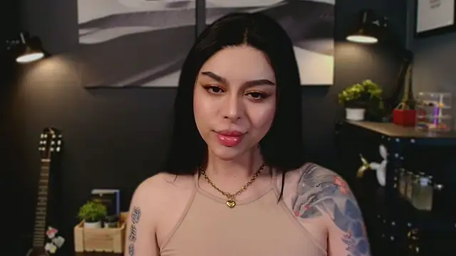 LUNACOCKSLAYER online show from November 20, 2025, 8:19 pm