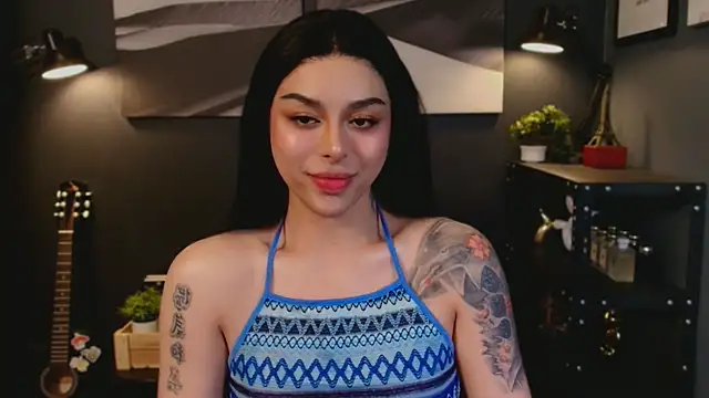 LUNACOCKSLAYER online show from November 24, 2025, 1:22 pm