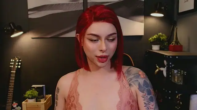 LUNACOCKSLAYER online show from December 1, 2025, 7:52 pm