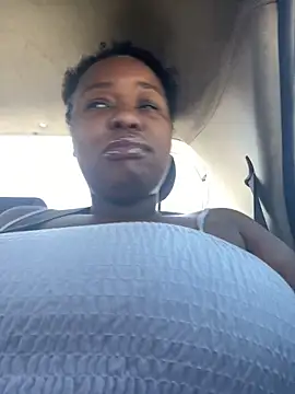 Snapshot of SEXYBOOBS21D chatting on September 17, 2025, 10:28 am SEXYBOOBS21D online show from September 17, 2025, 10:28 am