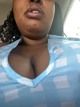 SEXYBOOBS21D online show from November 12, 2025, 6:03 am