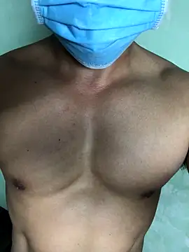 Snapshot of Huynh-duc-huy chatting on December 17, 2025, 7:58 am Huynh-duc-huy online show from December 17, 2025, 7:58 am