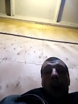 Snapshot of N_i_k_o_l_a_u chatting on January 10, 2026, 12:18 pm N i k o l a u online show from January 10, 2026, 12:18 pm