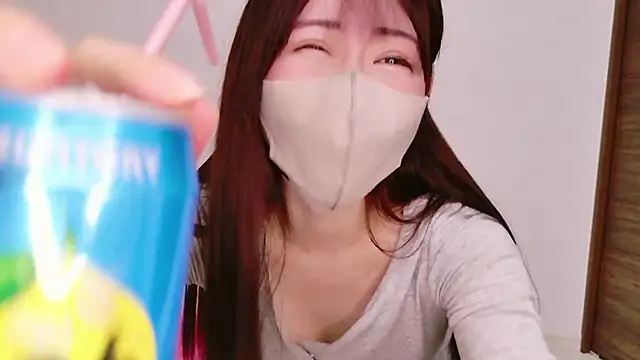 Snapshot of ena_7 chatting on November 8, 2025, 4:29 pm ena 7 online show from November 8, 2025, 4:29 pm