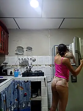 Snapshot of Celestee_rain chatting on September 25, 2025, 11:19 pm Celestee rain online show from September 25, 2025, 11:19 pm